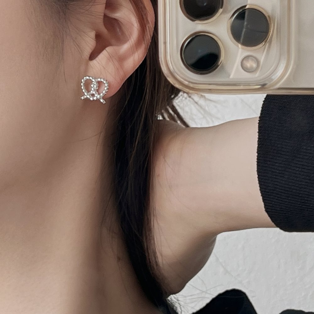 S925 Sterling Silver Stud Earrings Love Twist Cross-knotted Women