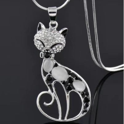Cute Crystal Shining Diamond Opal Cartoon Fox Cat Necklace
